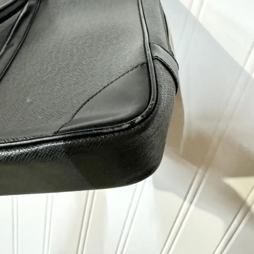 LOUIS VUITTON Authentic Men's Business Bag Briefcase Leather Black Round Zipper